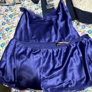 SUADE ROYAL BLUE V.S PJ SET